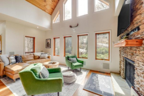 Deck and Scenic Views Beech Mountain Cabin